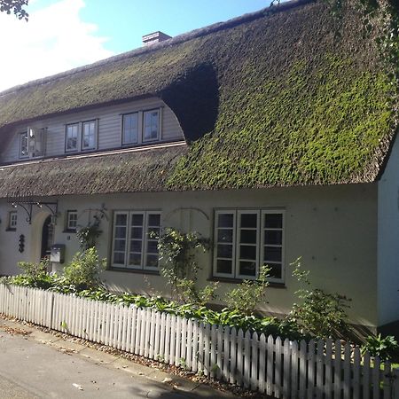 Reetstuebchen Apartment Nieblum Bagian luar foto